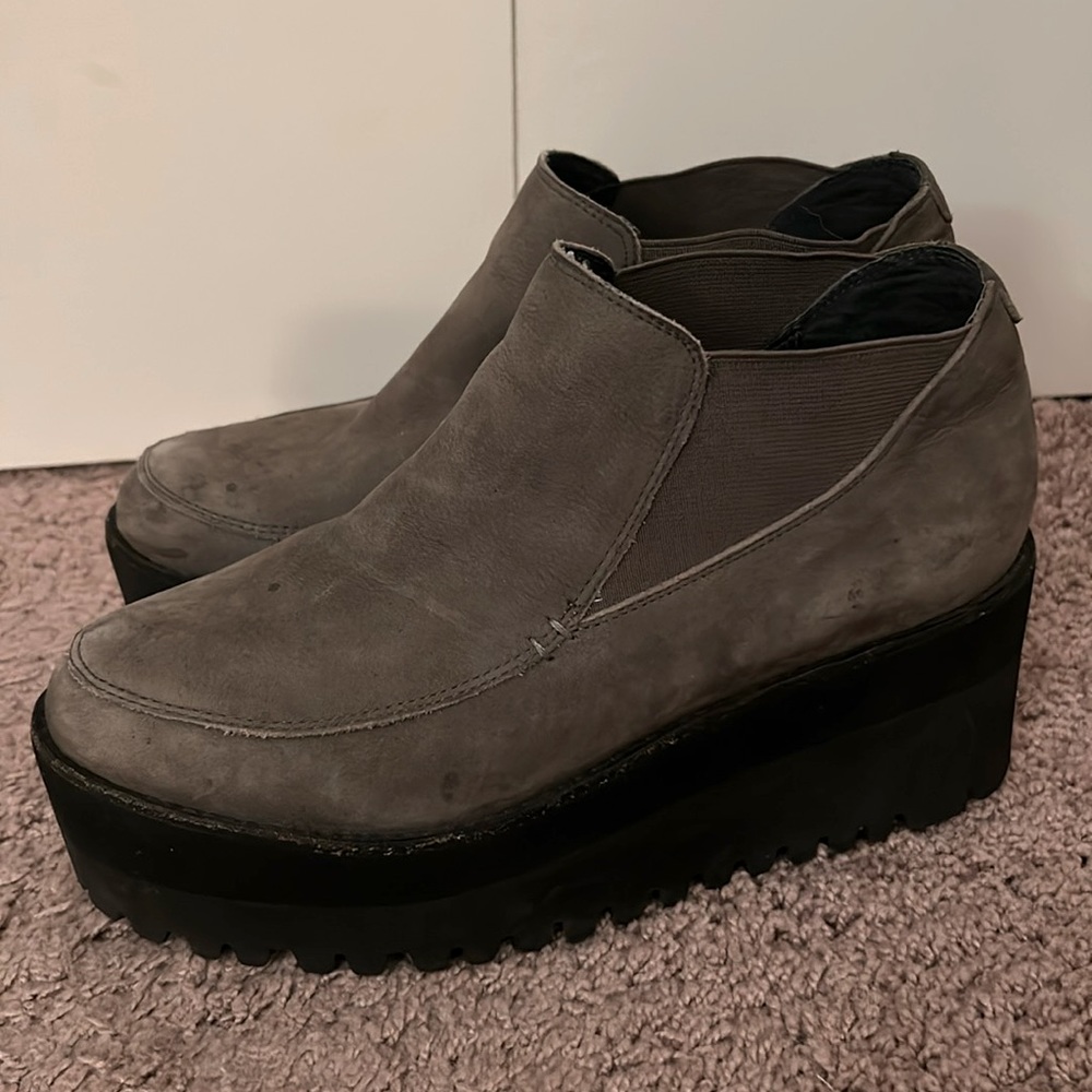 jeffrey campbell size 9 platforms